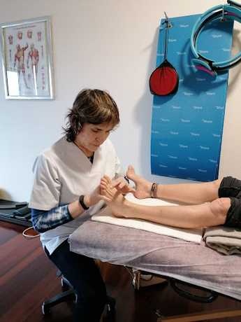 Fotografia tomada fuera de Pilates Terapeutico Cacheiras - Centro de salud y bienestar en Santiago de Compostela A Coruña