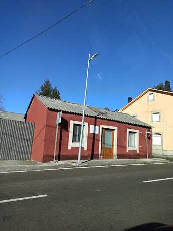 Fotografia tomada fuera de Centro De Quiromasaxe Irixoa - Osteópata en Irixoa La Coruña