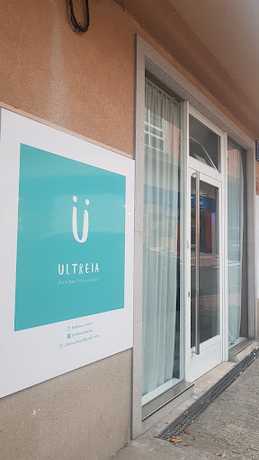Fotografia tomada fuera de The room arteixo yoga y bienestar - Centro de salud y bienestar en Arteixo A Coruña