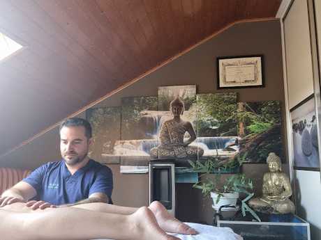Fotografia tomada fuera de Gabinete de Masajes Silva - Masajista en Negreira A Coruña