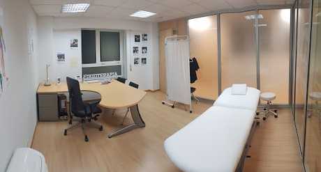 Fotografia tomada fuera de Denís Galán Clínica de Fisioterapia - Clínica de fisioterapia en A Coruña A Coruña