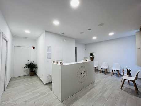 Fotografia tomada fuera de AB Fisioterapia e Osteopatía - Fisioterapeuta en Ames A Coruña