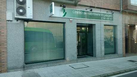 Fotografia tomada fuera de Centro de Fisioterapia Milladoiro - Fisioterapeuta en Ames A Coruña