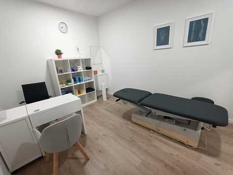 Fotografia tomada fuera de Clínica Miguel Soro - Clínica de fisioterapia en Pontedeume A Coruña