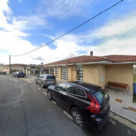 Fotografia tomada fuera de Centro de Saúde Curtis - Centro de salud en Curtis A Coruña
