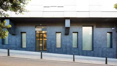 Fotografia tomada fuera de Clínica Cenit - Medicina Física y Rehabilitación en A Coruña - Clínica de fisioterapia en Bajo A Coruña