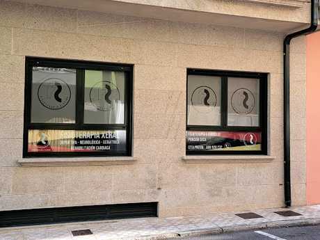 Fotografia tomada fuera de RIVEIRO CENTRO DE FISIOTERAPIA - Fisioterapeuta en A Pobra do Caramiñal A Coruña